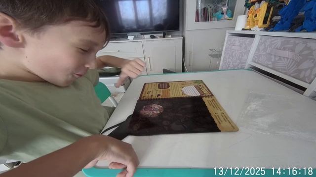 Распаковка книжки про пиратов