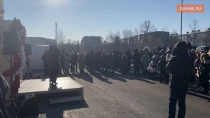 Третью очередь нового ЖК открыли с конкурсами и хороводами