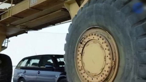 Только посмотри на эту МОЩЬ! Самые большие строительные машины.