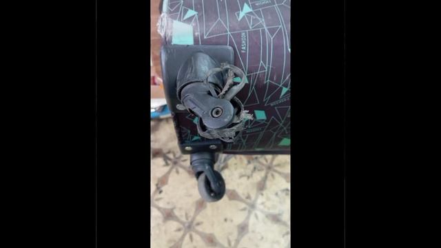 ремонт чемодана