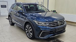 ПРАКТИЧЕСКИ НОВЫЙ! VW Tiguan R-Line 2021 г.! Рест. 1.5 TSi 150 л.c. DSG7 DQ381! СУПЕР КОМПЛЕКТАЦИЯ!