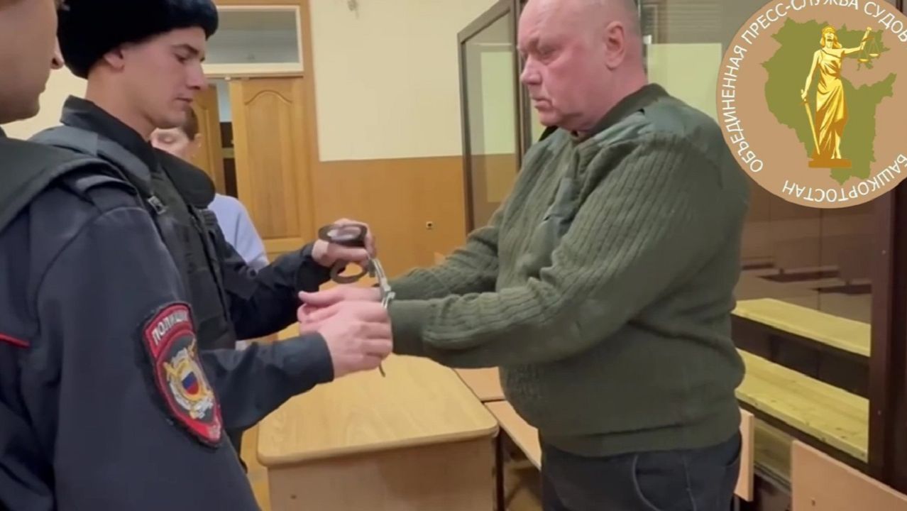 Бывшего военкома Кировского и Ленинского районов Уфы отправили в колонию на 5 лет