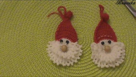 Вязание крючком новогодней игрушки "Дед Мороз"