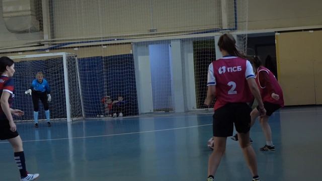 Футбол - Кубок футбольных МАМ среди женских команд в г. Красноярске - 2025 г.