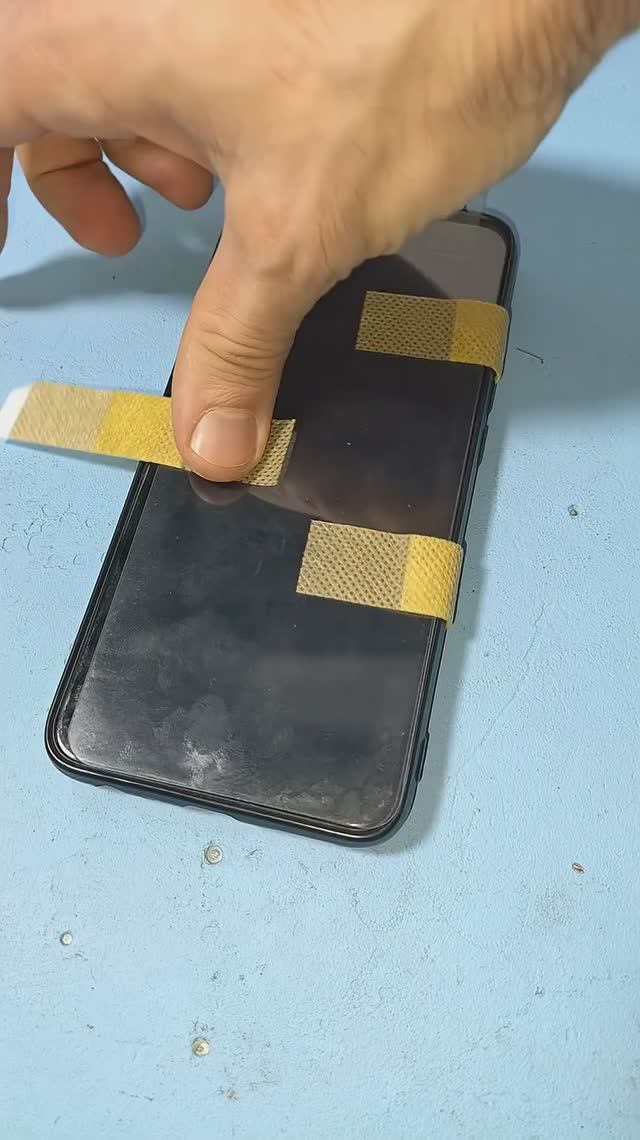 Как установить защитное закаленное стекло на телефон без пузырьков