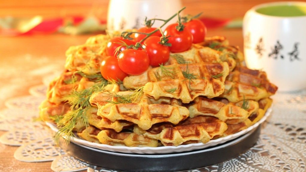 Картофельные вафли с сыром