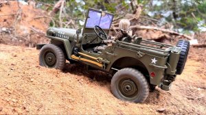 ВИДЕО ПРО МАШИНКИ НА РАДИОУПРАВЛЕНИИ ДЛЯ МАЛЬЧИКОВ УПРАВЛЯЕМ СТАРЫМ ДЖИПОМ МАШИНКИ ИГРУШКИ МАШИНКИ