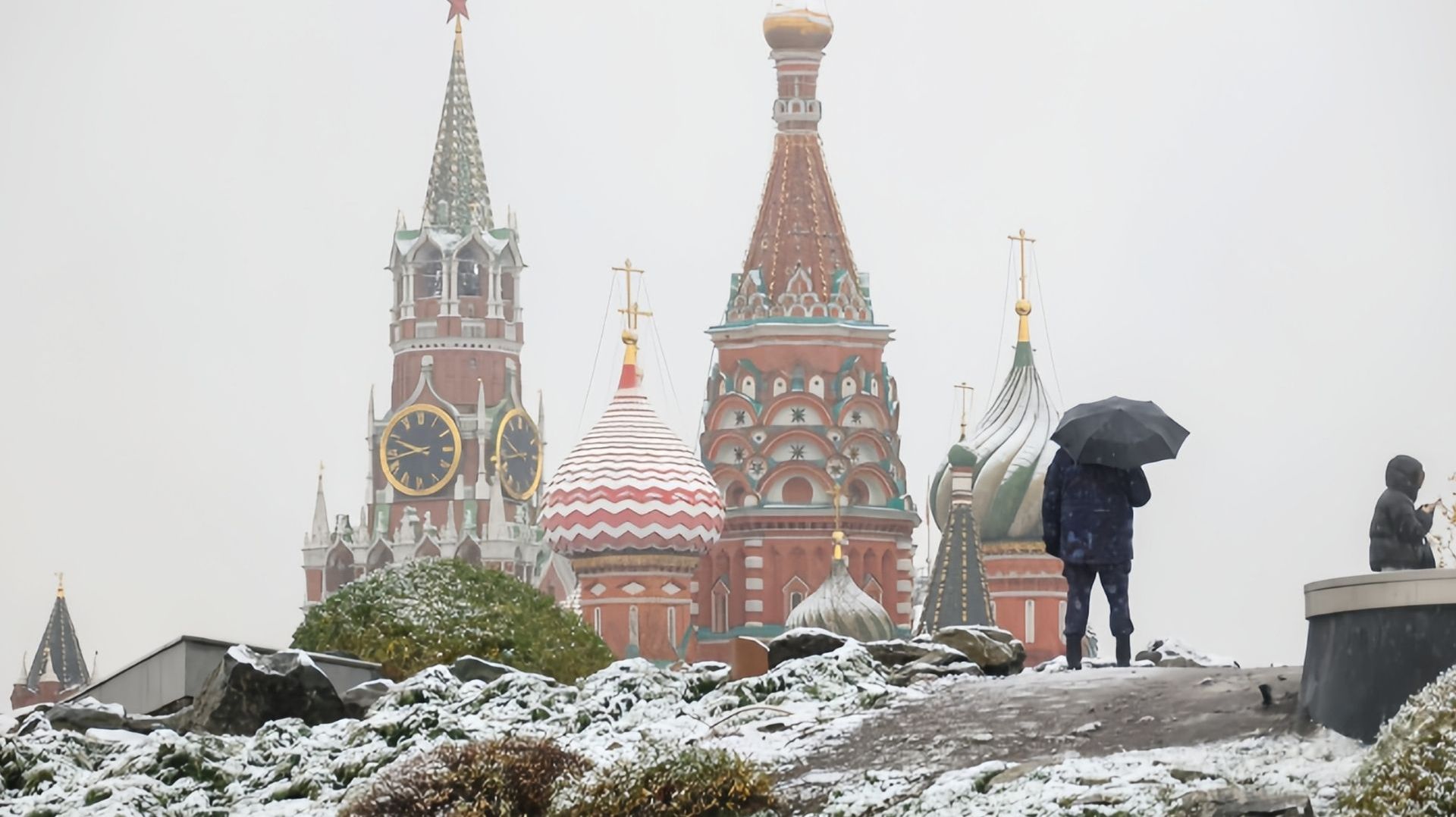 Первый снегопад и ночные заморозки: зимняя погода пришла в Москву