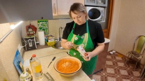 Суп с фасолью // Морковь по корейски // Налепила манты