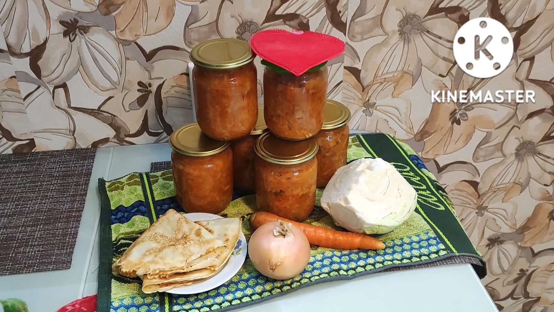 Капуста с грибами на зиму.