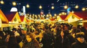 광화문 마켓 크리스마스 첫날 인파와 풍경 2025. 12. 12 - 31, 서울 윈터 페스타 2025, 서울 라이트 광화문,  서울여행워커.