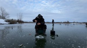 первый лед 2025-2026! Разведка! ОПАСНЫЙ лед чуть не треснул пополам