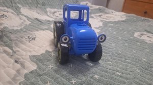 Синий трактор