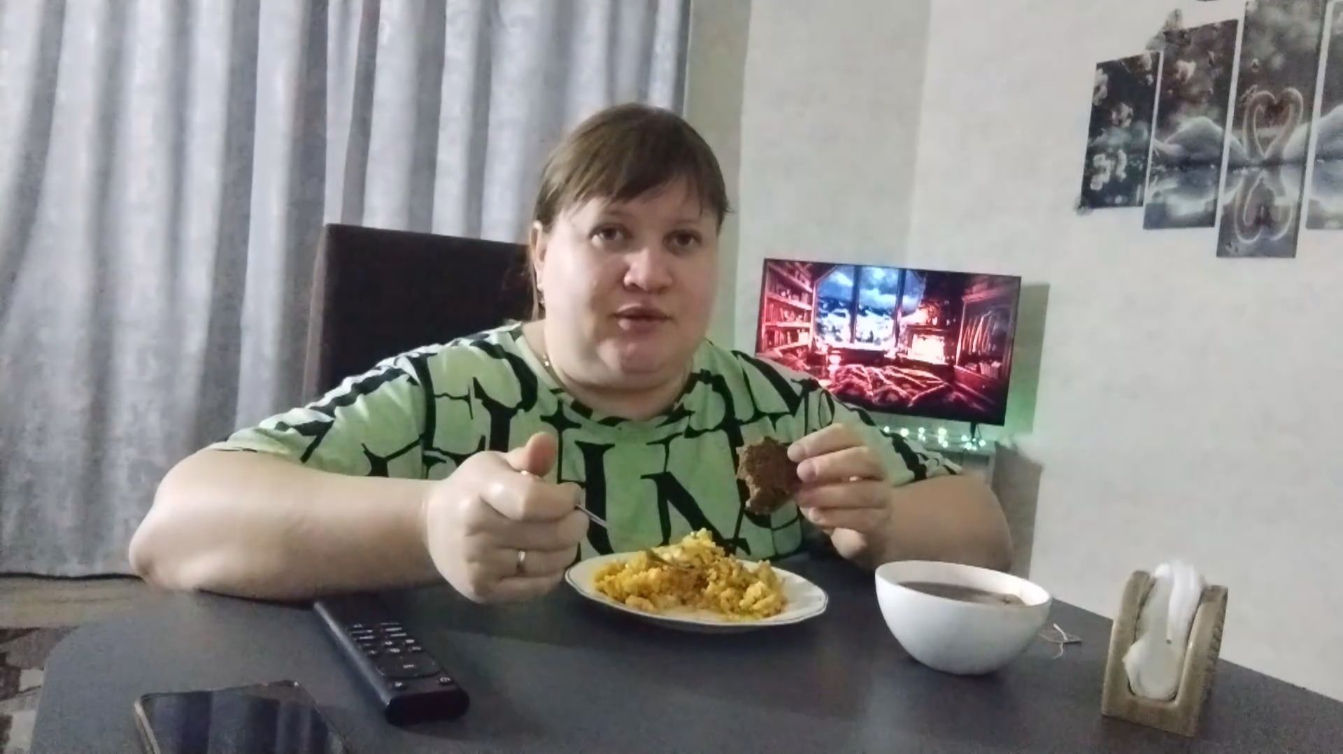 ПРОСТАЯ ЖИЗНЬ 45// МУКБАНГ// ЕДА НА КАМЕРУ// УЖИН//