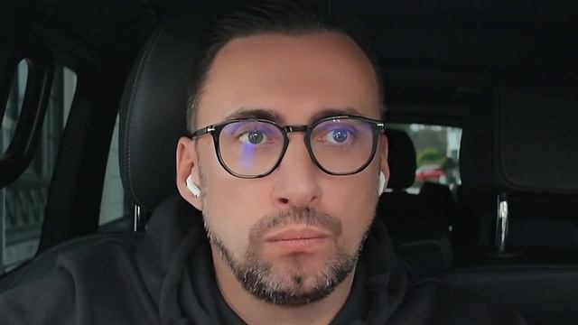 ВИДЕО ЗЕ В КУПЯНСКЕ ВОЗЛЕ СТЕЛЛЫ КОТОРОЕ УВИДЕЛИ МИЛЛИОНЫ АДРЕСОВАНО ОДНОМУ  ЗРИТЕЛЮ. ПОВЕДЕТСЯ ?