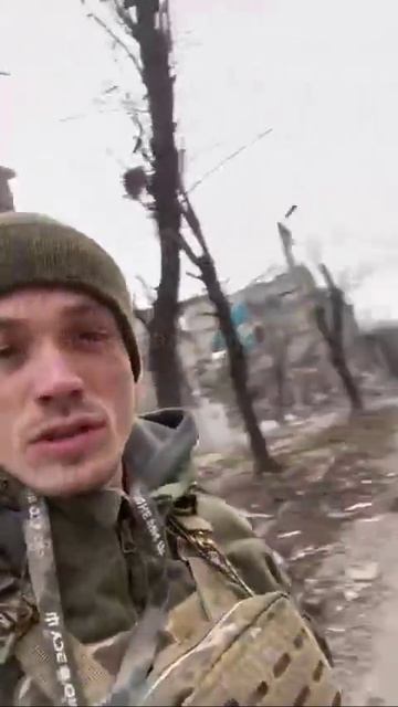 Укронацист жалуется на местных, которые отказываются эвакуироваться