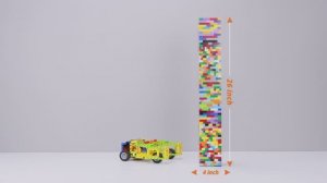 Машинки Lego разрушают башню!