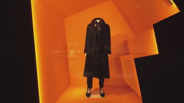 В. Цой выставка в Питере.