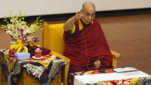 Делегация эстонских чиновников ушла в запой перед визитом к Далай-ламе