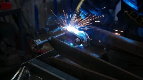 Изготовление электрического подъёмного стола