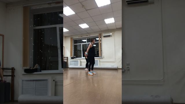 Аэробная тренировка с дополнительным весом!