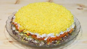 Салат из куриной печени на новогодний стол.