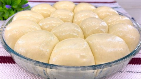 Это ВОСТОРГ! Самое БЫСТРОЕ дрожжевое тесто для любой выпечки! Тесто РАСТЁТ прям на глазах!