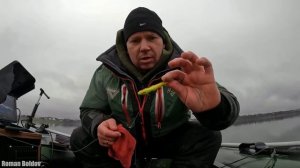 ОХРЕНЕТЬ МОЖНО, ГНЕТ КАК ПАРОВОЗ! Ловля Судака и Щуки на ВИБЫ. Зимняя рыбалка в декабре