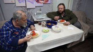 Вкусно кушаем вместе с папой ПОДВАЛ ИЛЬИЧА