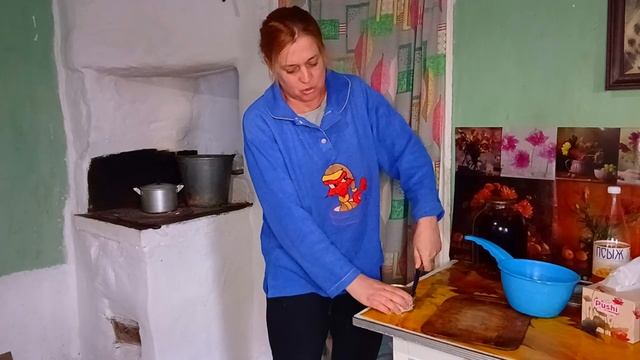 Жизнь в деревне. Готовлю возле печи Ездили менять резину