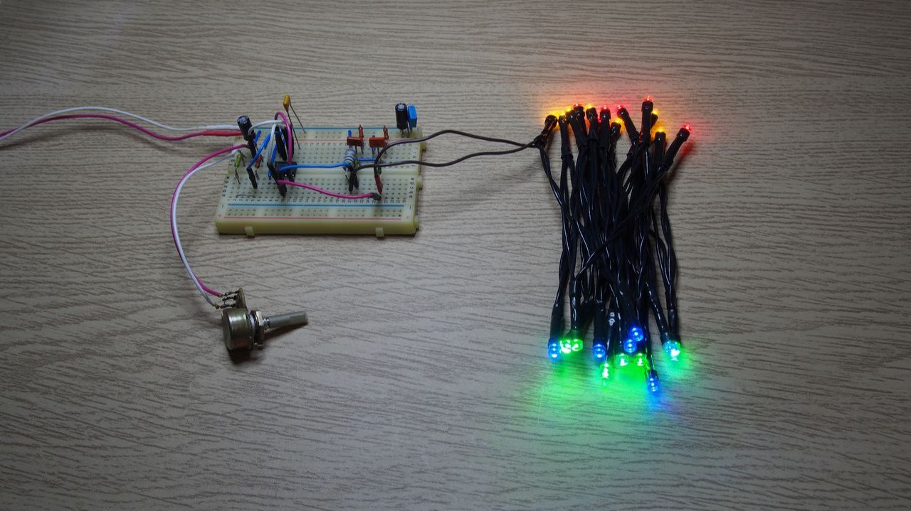 NE 555. Управление гирляндой.