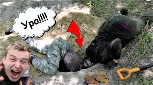 Вот Это ПОКОПАЛИ  с БАТЕЙ на  ЗАБРОШЕННОЙ БАЗЕ в  Лесу, НАХОДКИ Просто ОГОНЬ, Карманы ПОЛНЫЕ!!!