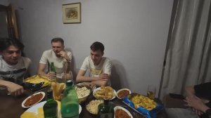 Собрал пацанов.