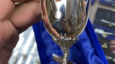 Подставка из серебра под яйцо «Глянец», пш02