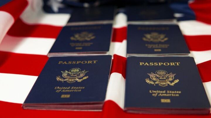 Ради гражданства США придется отказаться от всех остальных?