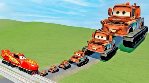 Грузовик Мэтр на гусеницах от ТАНКА против паровозика Молнии Маквин!