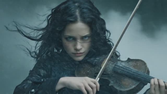 Виолончель, скрипка и бас-гитара Реквием по наступлению зимы зажигают готик-металлическую бурю смотреть онлайн