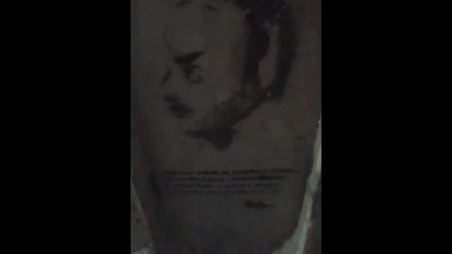 Головы Высоцкого и Окуджавы The heads of Vysotsky and Okudzhava