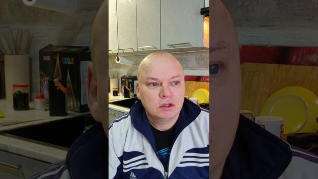 Утренний эфир от 14.12.25 хлопочу по кухне, делаю овсяный квас и бутики