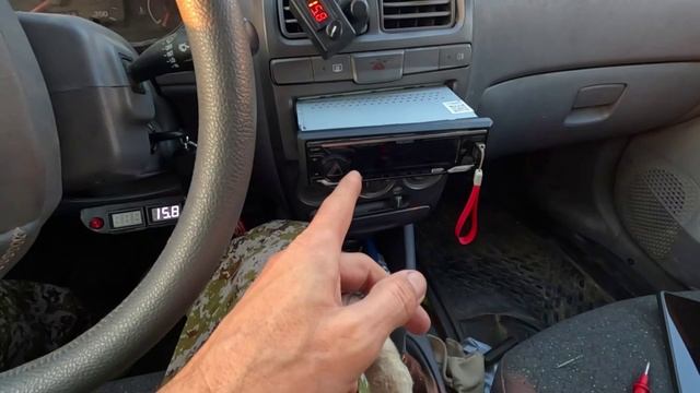 Как заставить магнитолу выключаться и включаться при повороте ключа смотреть онлайн