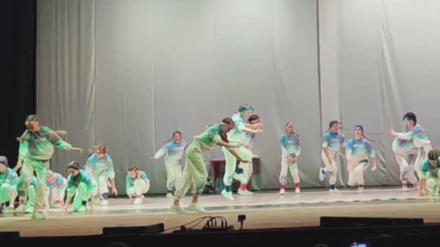 Хип -хоп  ТАНЦЫ «STEP-MODELS»