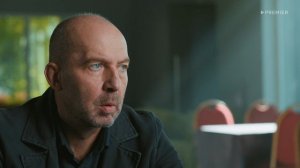 ШЕФ. Тихомиров в кафе заступился за официантку от пьяных клиентов бейсбольной битой