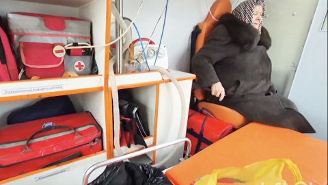 Деревня и мы все больные, Скрипим помаленьку