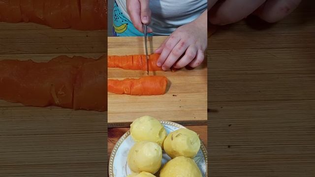 Оливье на новый год. просто и вкусно