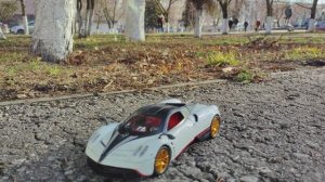 Модель Pagani Huayra