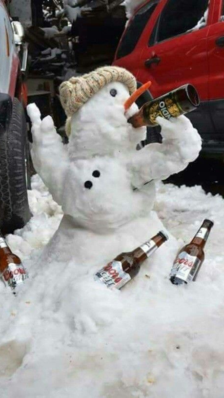 надо ёлочке помочь !🎄