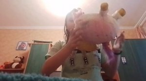 улаживаю спать гусюню и радужную. з̬̂в̬̂е̬̂̈з̬̂д̬̂а̬̂ч̬̂к̬̂у̬̂