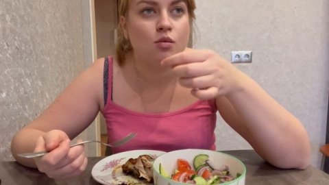 Распаковка покупок за пятницу/ что забрала с ВБ / Мукбанг/ Муж приготовил вкусную курочку и салат /