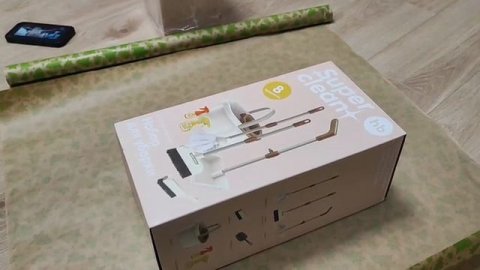 ТВОРЧЕСКИМ СПОСОБНОСТЯМИ МОЕЙ ДОЧКИ НЕТ ПРИДЕЛА/ УПАКОВЫВАЕМ ПОДАРКИ/ ОПЯТЬ ПРОБЛЕМЫ С ПАЛЬЦЕМ