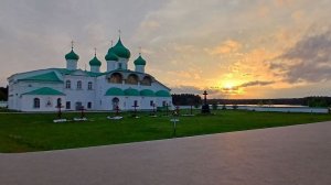 9-й час. Вечерня. Малое повечерие. Свято-Троицкий Александра Свирского монастырь.